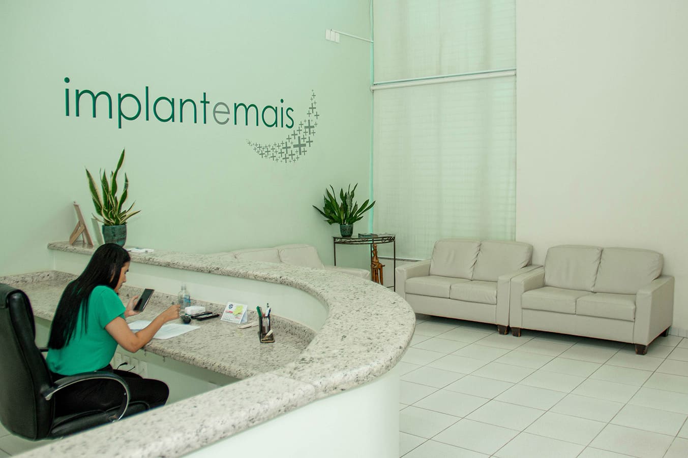 Clinica-Odontológica-Santa-Rosa-de-Viterbo- ImplanteMais1